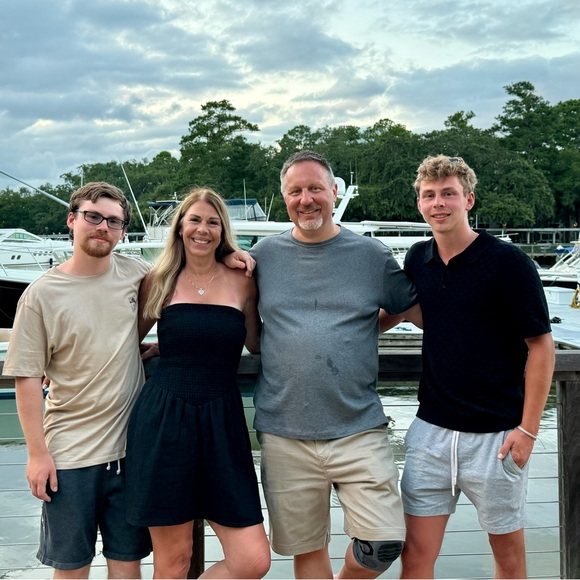 Meet your Posher, Terra - Picture 4 of 4